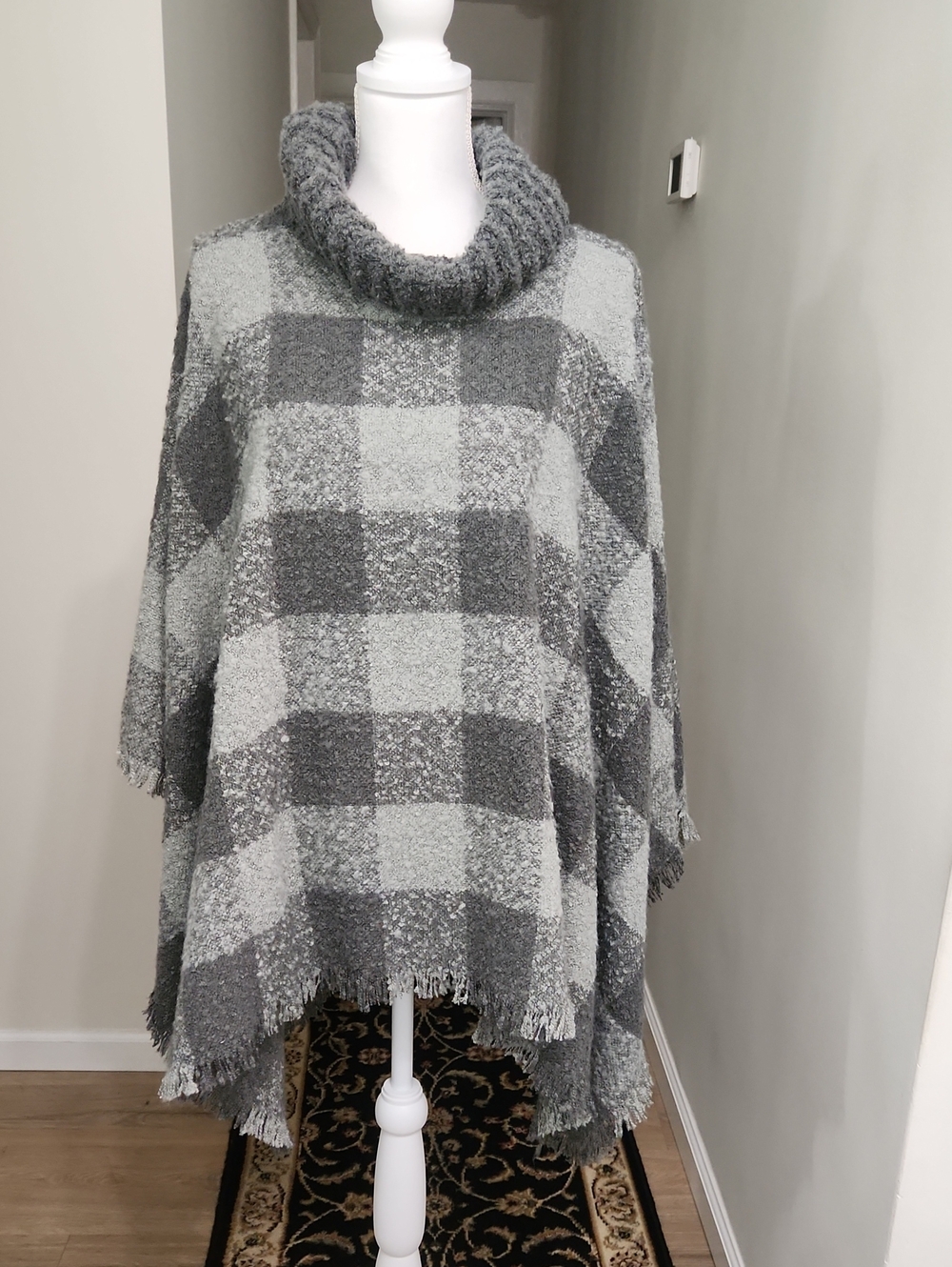 Soft Surroundings Poncho Cape Gray Plaid Cottagecore OS